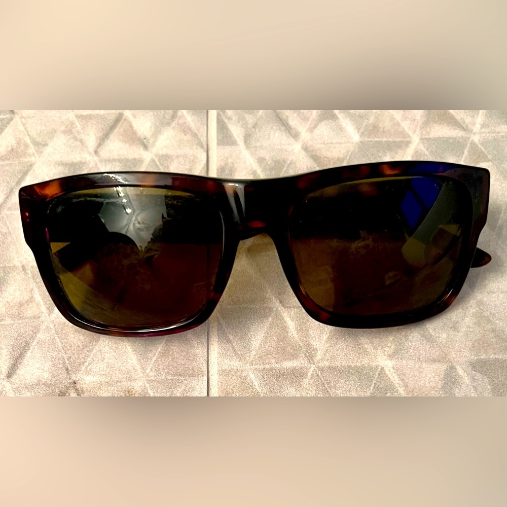 Burberry ladies tortoiseshell sunglasses